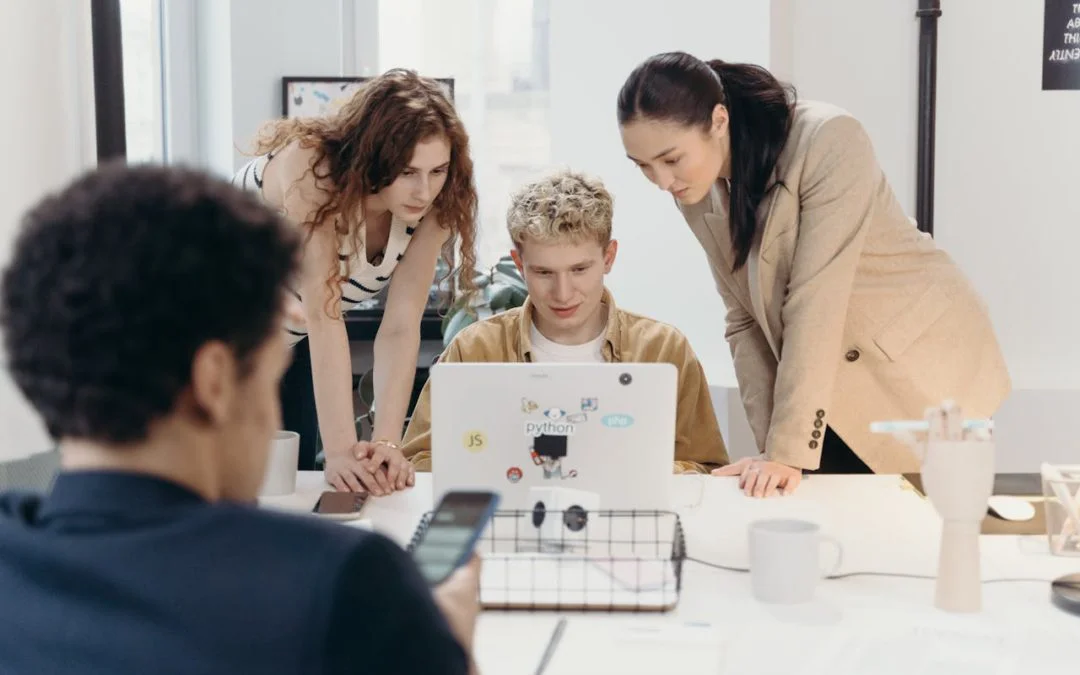 51短视频创意团队工作场景